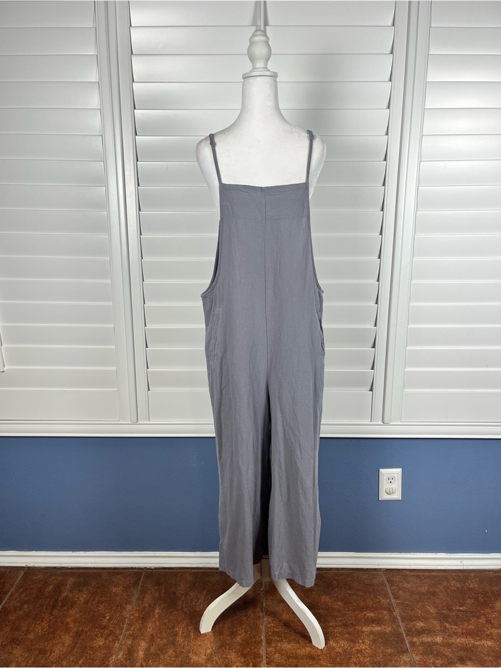 Jumpsuit Gray Wide-Leg light weight size M - Picture 2 of 7